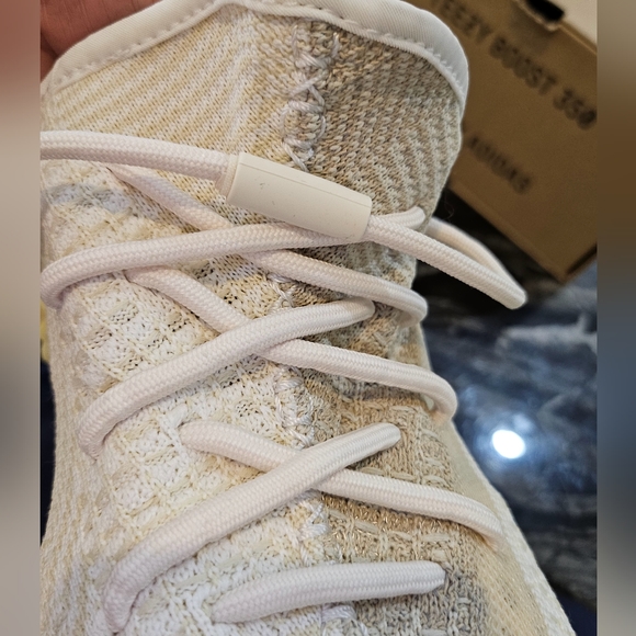 YEEZY BOOST 350 V2 (NATURAL COLORWAY) - Picture 11 of 11